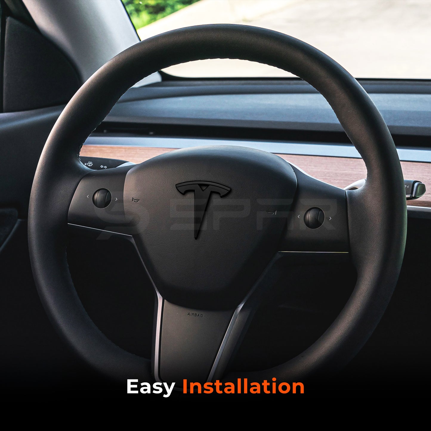 مجموعة شعارات مقولبة باللون الأسود تزيل اللمعان الكرومي لسيارة من نوع تيسلا الطراز 3