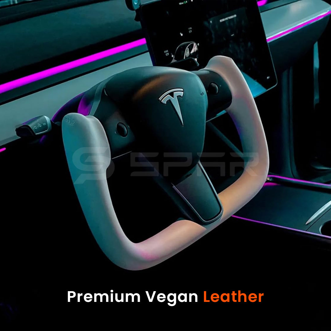 عجلة قيادة على شكل مستطيل بدون جزء علوي لسيارة من نوع تيسلا الطراز (3/Y)