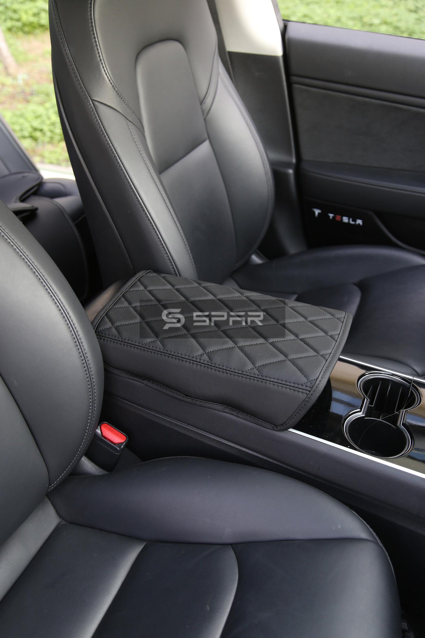 BLACK DIAMOND TEXTURED HAND STITCHED ARMREST COVER FOR TESLA MODEL 3-Y