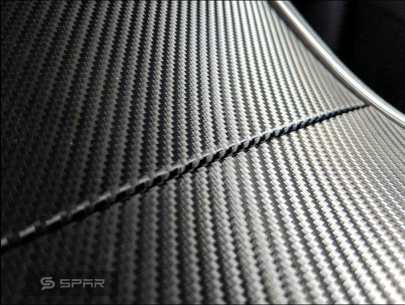 عدة تغليف من الكاربون فايبر للوحة التحكم الرئيسية لسيارة من نوع تيسلا الطراز  3