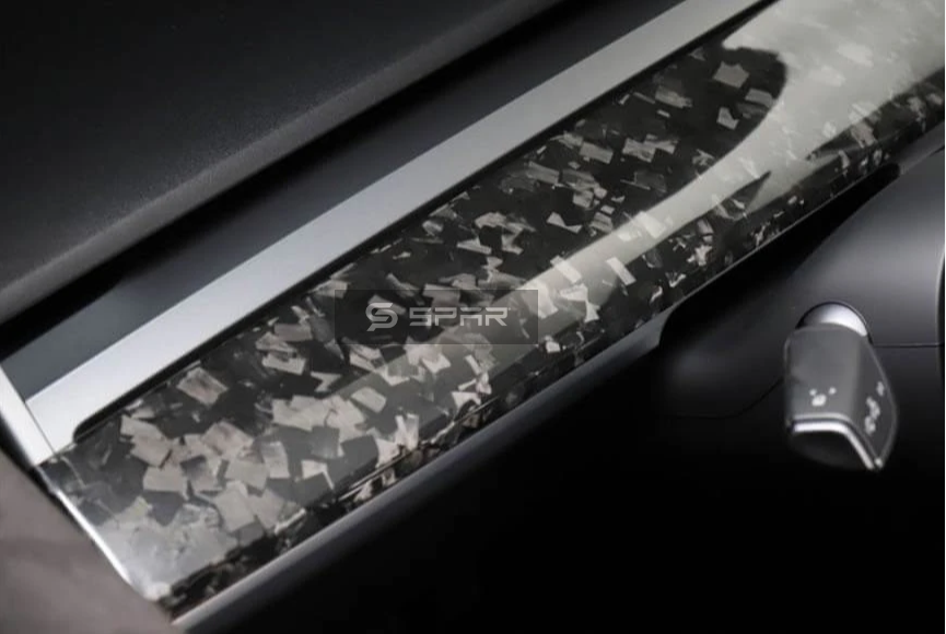 غطاء حماية أصلي للتابلوه من الكاربون فايبر لسيارة من نوع تيسلا الطراز (3/Y)