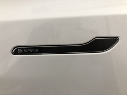 أغطية لمقابض الباب بلون أسود مطفي لسيارة من نوع تيسلا الطراز (3/Y)