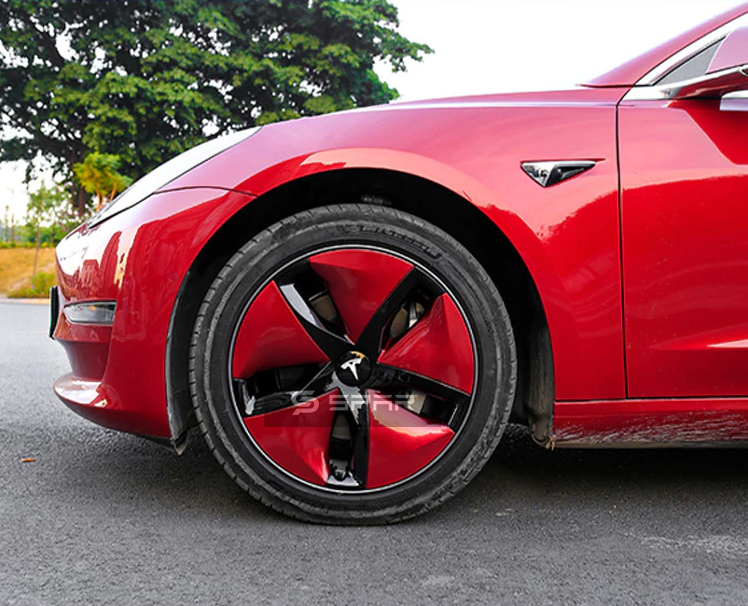 عدة تطوير جمالية لجنوط السيارة بلون أسود و أحمر  (4 قطع) لسيارة من نوع تيسلا الطراز 3